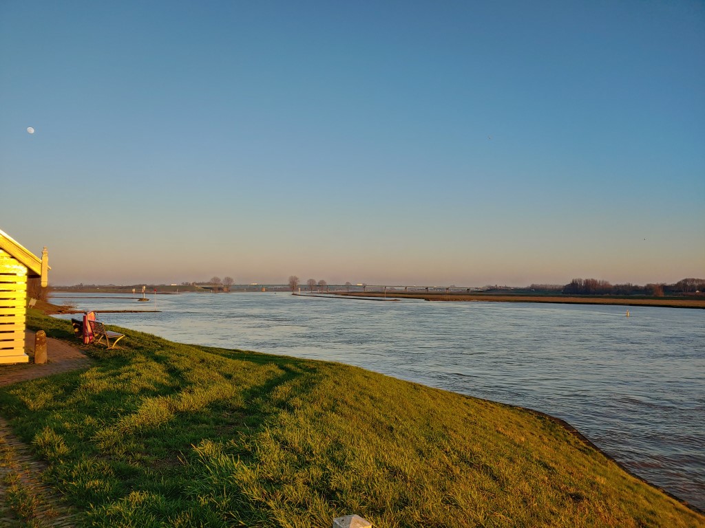 Uitzicht over de Lek bij Vreeswijk