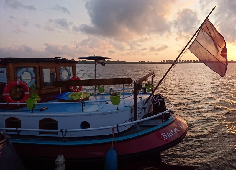 Altijd genieten van bijzondere uitzichten wanneer je vaart met je schip