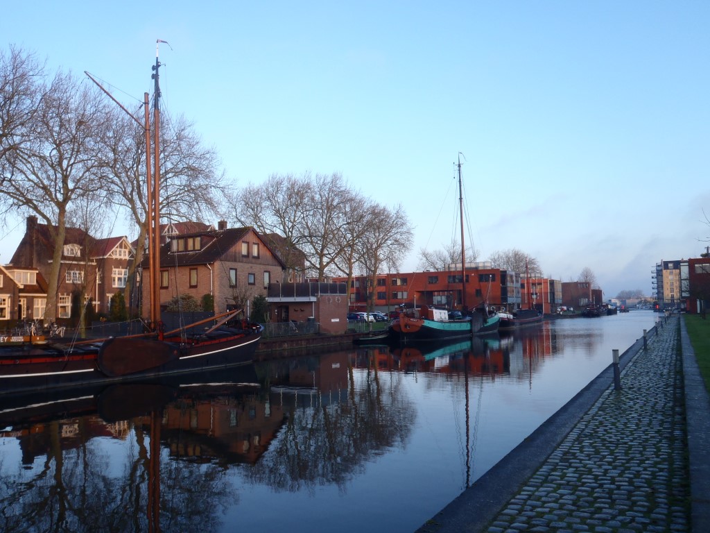 Museumhaven Vreeswijk te Nieuwegein met historische schepen van veelal 100 jaar oud